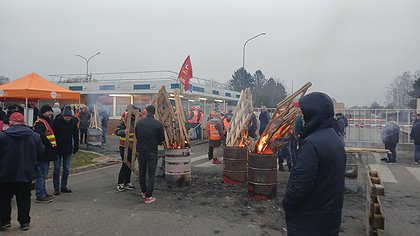 Illustration Grève à contre la fermeture