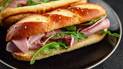 Illustration Licenciés pour faute humanitaire