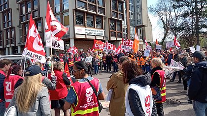 Illustration De l’argent pour le social, pas pour le capital !