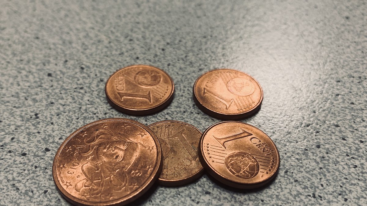 Illustration - l’État mène la guerre aux pauvres