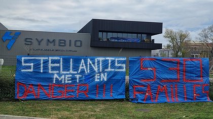 Illustration A peine « créés », les emplois sont menacés !