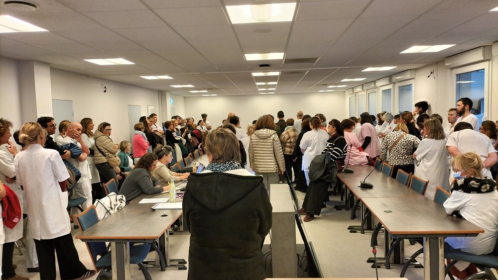 Illustration - La colère monte au CHU de Besançon