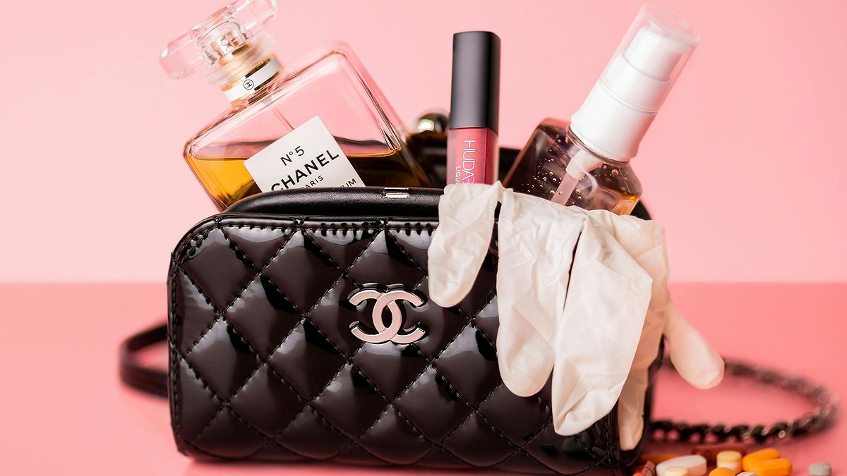 Illustration Les petites mains du luxe réclament leur dû