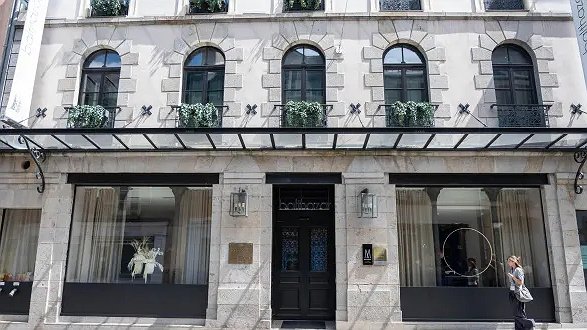 Illustration - Hôtels de luxe pour les riches