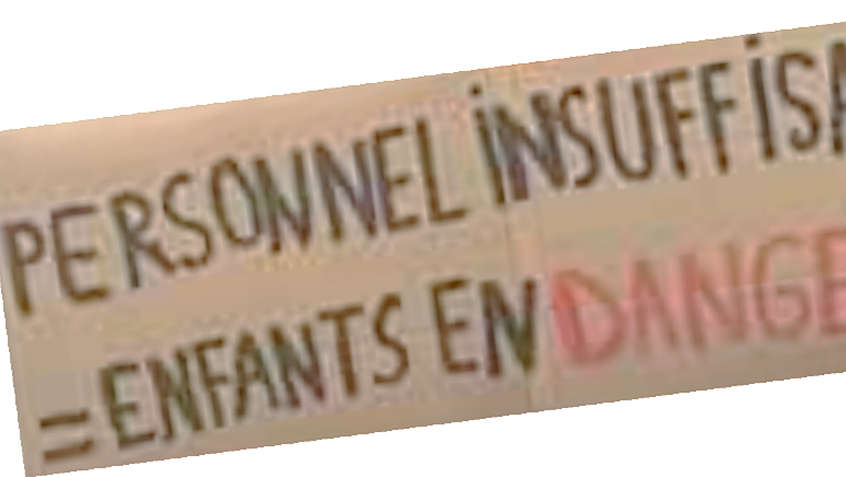 Illustration - Mardi 22 septembre des soignants des urgences pédiatriques du CHU de Lille se sont mis en grève pour dénoncer le manque de personnel