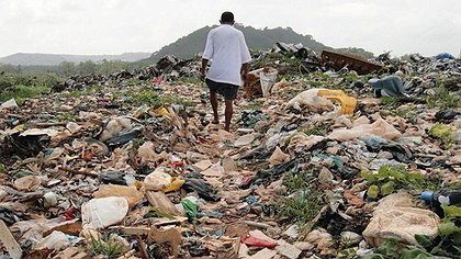 Illustration accident à la décharge des Maringouins, des victimes de la misère
