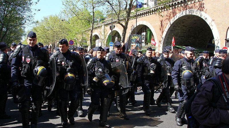 Illustration - les violences montées en épingle
