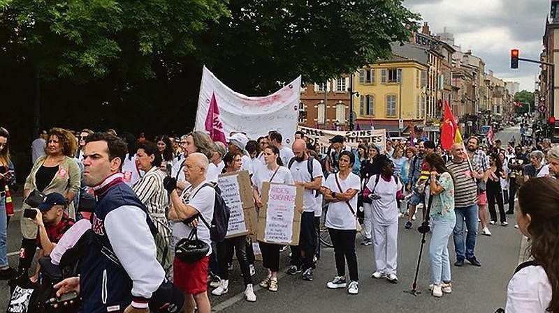 Illustration - des embauches pour les Urgences, c’est vital !