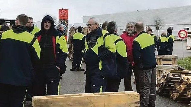 Illustration - 1 900 travailleurs menacés de licenciement