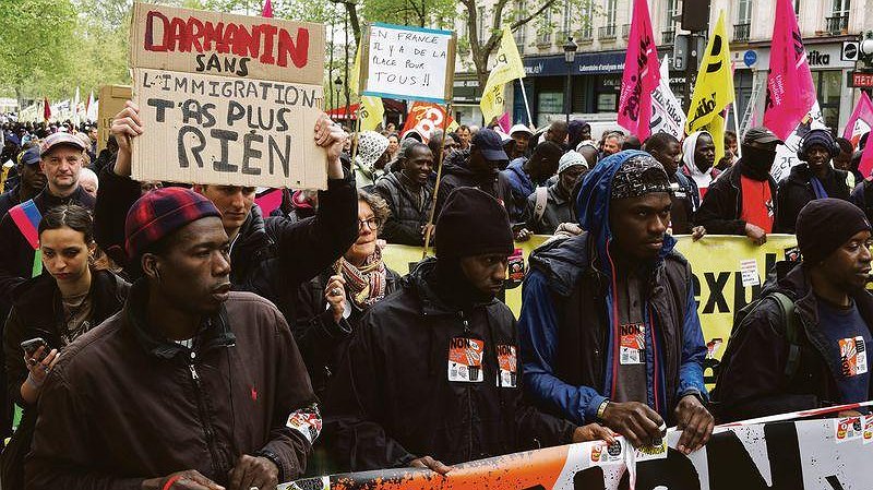 Illustration - Projet de loi immigration :  une attaque contre tous les travailleurs