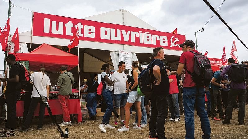 Illustration - Un stand Lutte ouvrière à la fête de <i>l’Humanité</i>